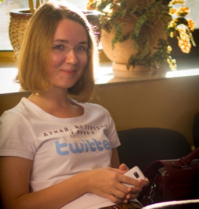 Як видати книжку за кошти Twitter-спільноти: Ольга Перехрест та проект "Збірка Оллі"